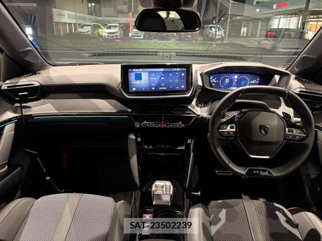 Peugeot 208 2025-11 7272680-3
