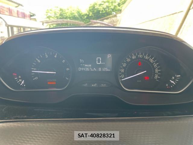 Peugeot 208 2017-04 7329283-18
