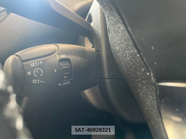 Peugeot 208 2017-04 7329283-19