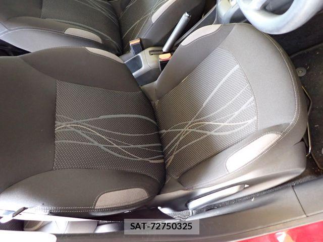 Peugeot 208 2015-08 7329286-19