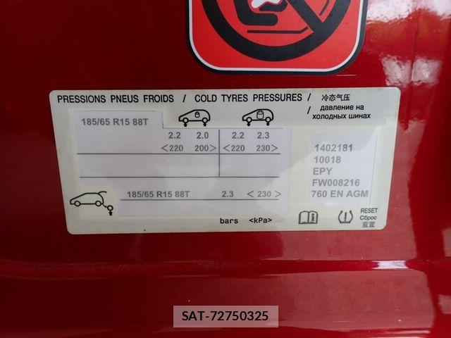 Peugeot 208 2015-08 7329286-29