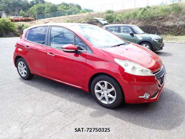 Peugeot 208 2015-08 7329286-3