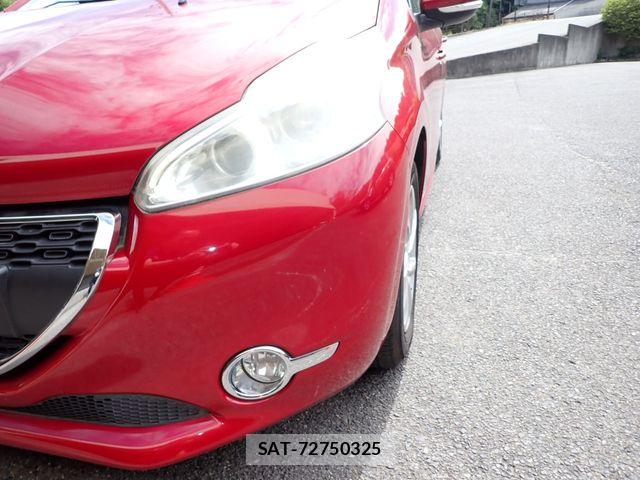 Peugeot 208 2015-08 7329286-7