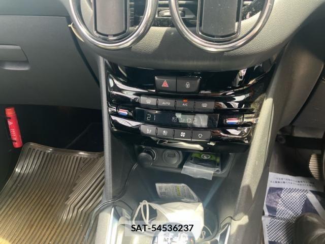 Peugeot 208 2015-03 7329285-20