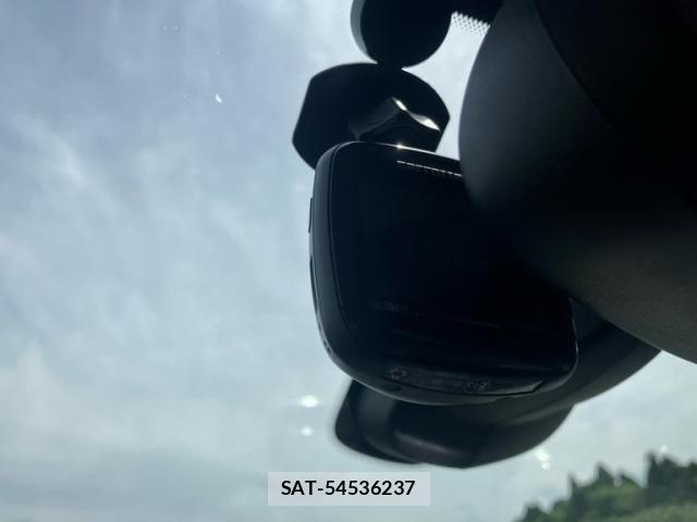Peugeot 208 2015-03 7329285-26