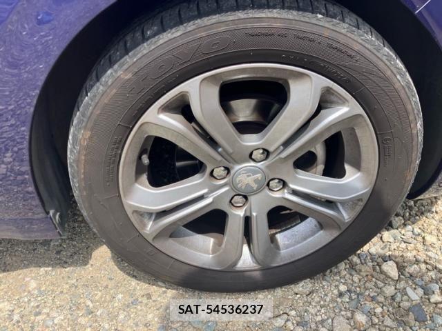 Peugeot 208 2015-03 7329285-5