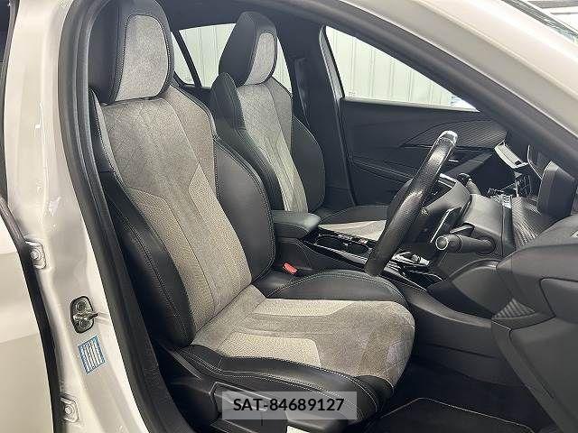 Peugeot 208 2020-10 7359276-6