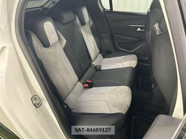 Peugeot 208 2020-10 7359276-7