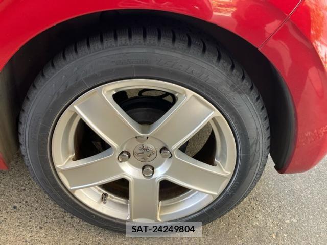 Peugeot 208 2015-08 7359279-5