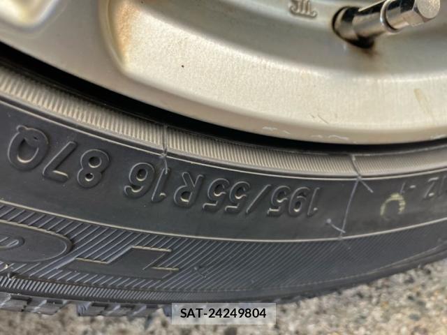 Peugeot 208 2015-08 7359279-6
