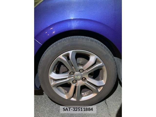 Peugeot 208 2013-11 7359278-6