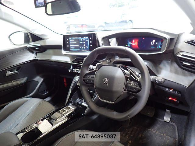 Peugeot 208 2023-06 7359277-1