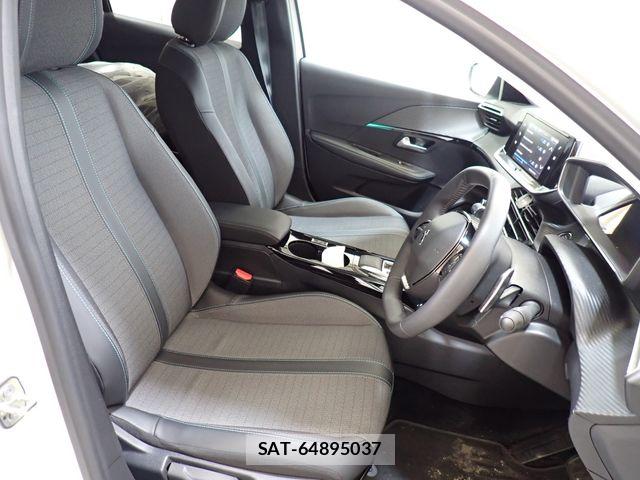 Peugeot 208 2023-06 7359277-23