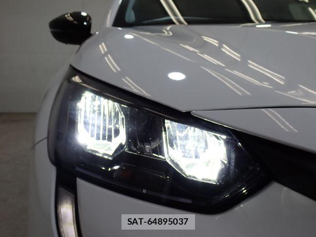 Peugeot 208 2023-06 7359277-8