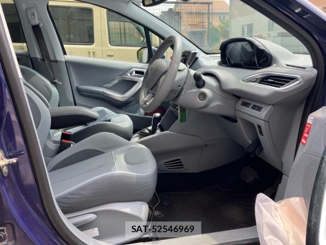 Peugeot 208 2013-09 7456727-17