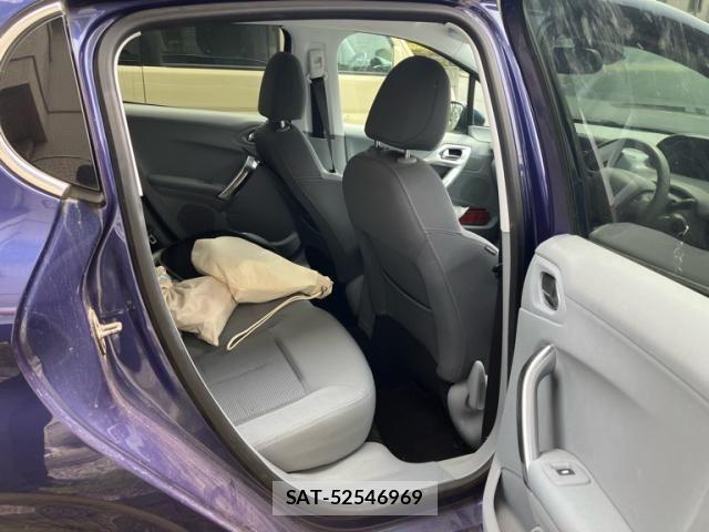 Peugeot 208 2013-09 7456727-20