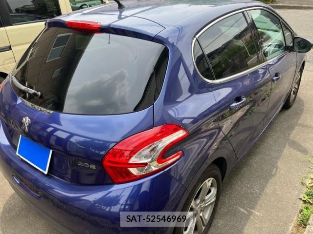 Peugeot 208 2013-09 7456727-4