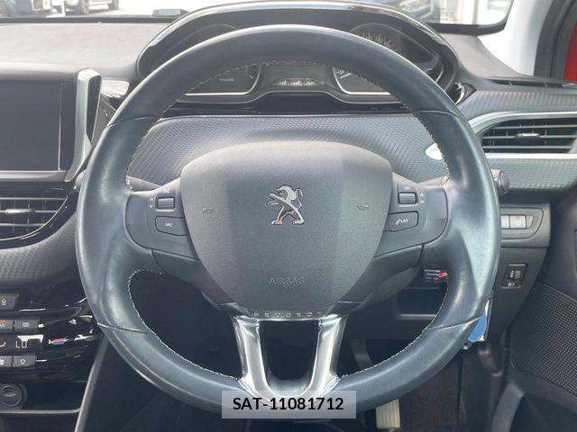 Peugeot 208 2019-02 7502203-9