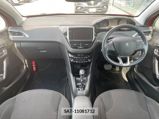 Peugeot 208 2019-02 7502203-1