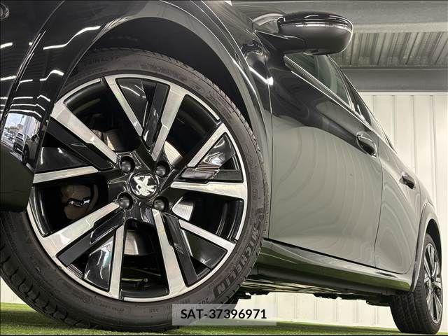 Peugeot 208 2022-01 7502197-18