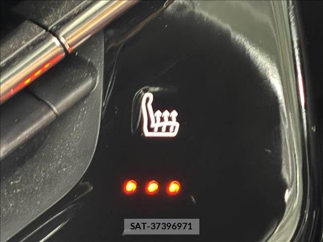 Peugeot 208 2022-01 7502197-5