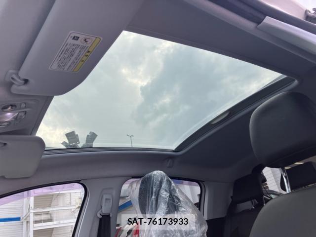 Peugeot 208 2013-10 7502202-14
