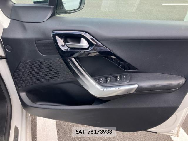 Peugeot 208 2013-10 7502202-15