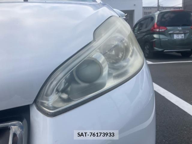Peugeot 208 2013-10 7502202-4