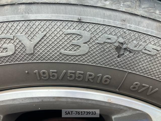 Peugeot 208 2013-10 7502202-8