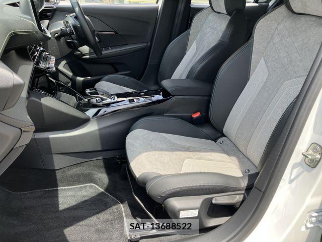 Peugeot 208 2021-04 7502199-12