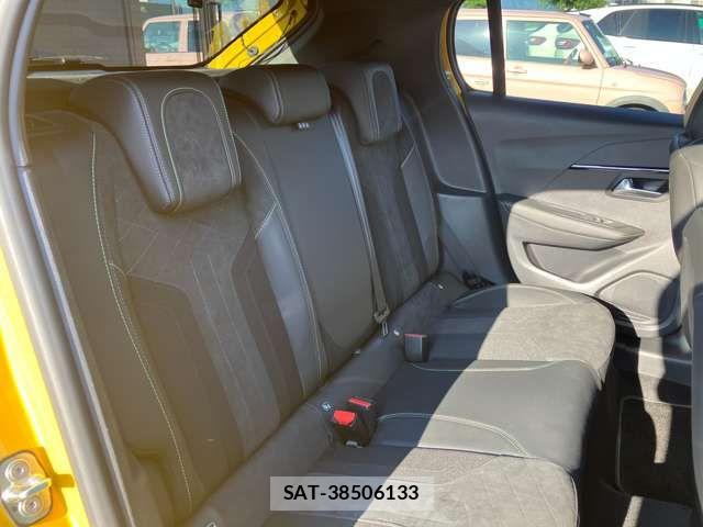 Peugeot 208 2023-10 7502200-19