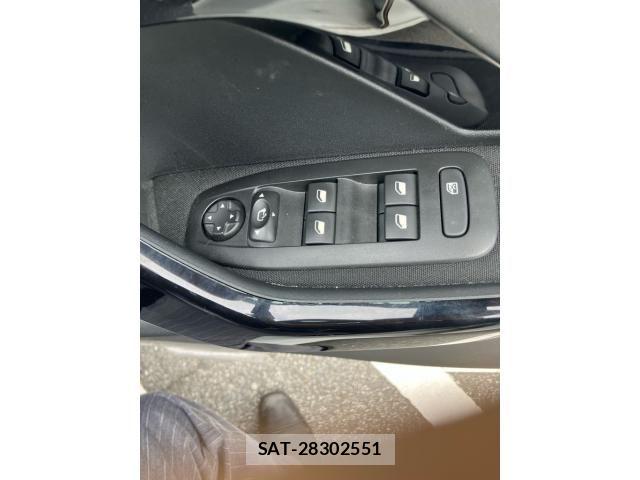 Peugeot 208 2019-07 7619155-11