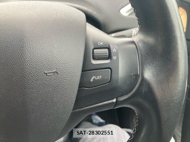 Peugeot 208 2019-07 7619155-15