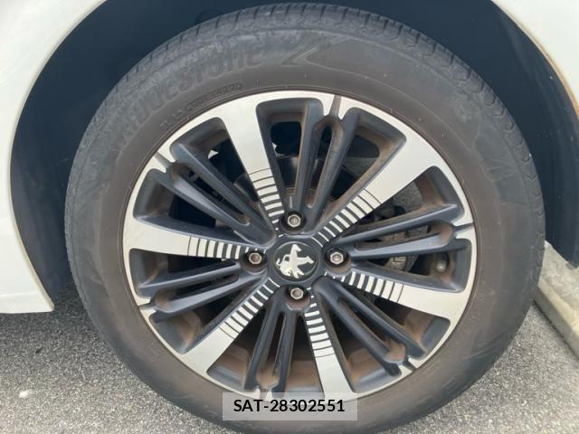 Peugeot 208 2019-07 7619155-3
