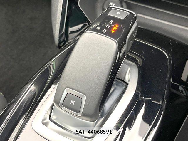 Peugeot 208 2020-08 7619153-11