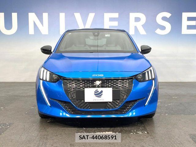 Peugeot 208 2020-08 7619153-15