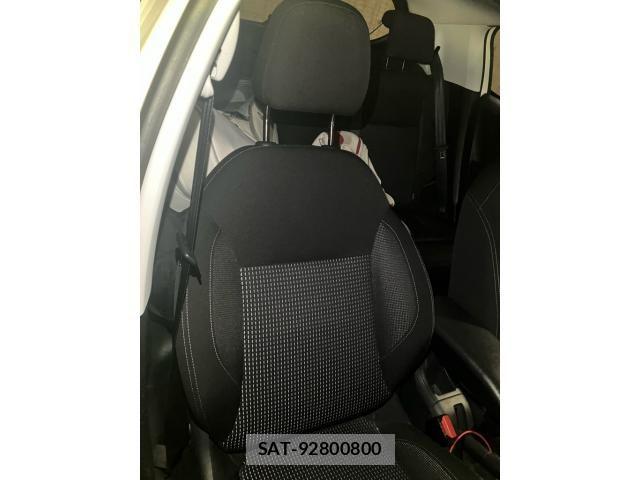 Peugeot 208 2019-08 7619156-11