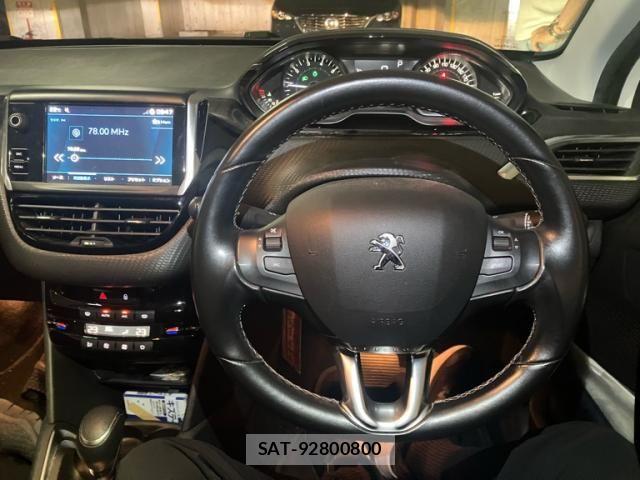 Peugeot 208 2019-08 7619156-17