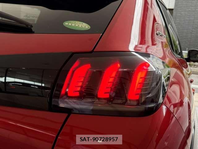Peugeot 208 2020-10 7619154-9