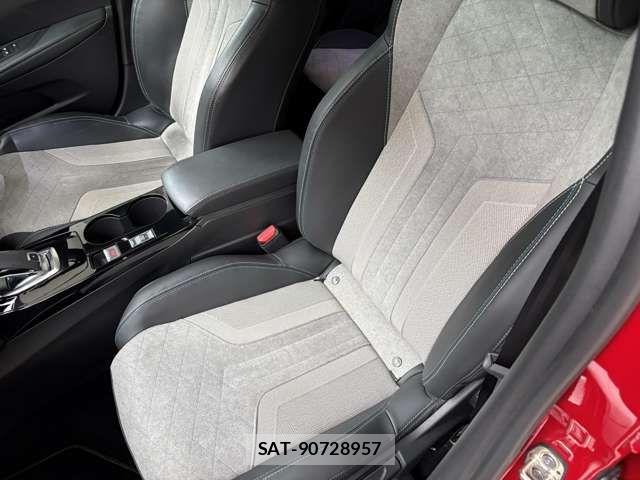 Peugeot 208 2020-10 7619154-17
