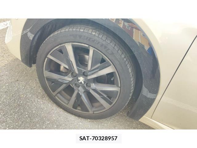 Peugeot 208 2021-11 7619151-9