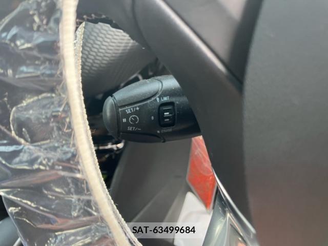 Peugeot 208 2016-12 7727109-21