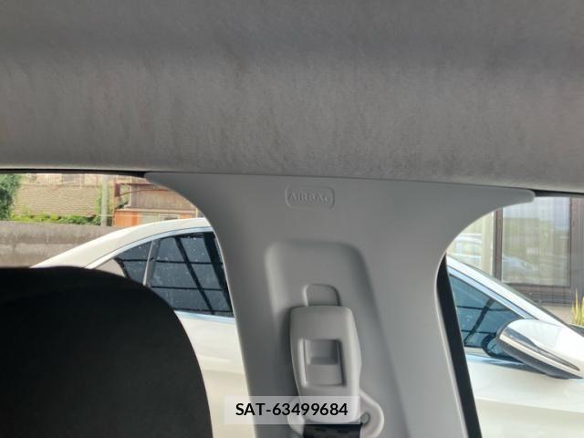 Peugeot 208 2016-12 7727109-26