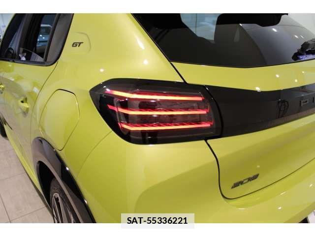 Peugeot 208 2025-12 7727101-12