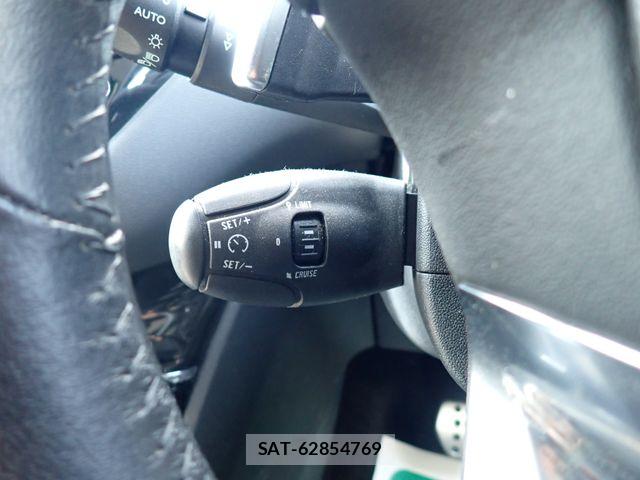 Peugeot 208 2014-07 7727111-14
