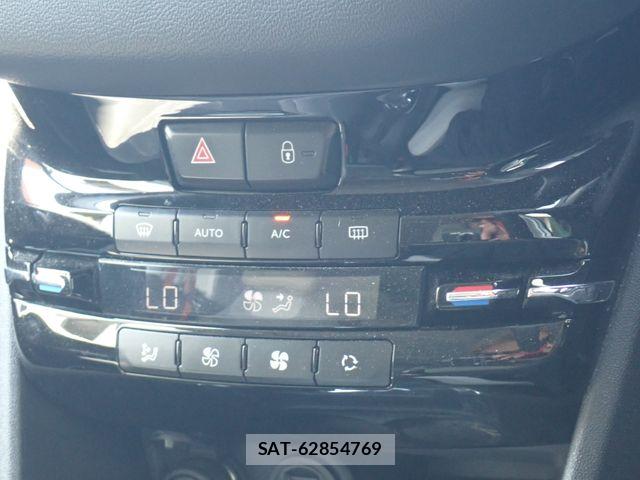 Peugeot 208 2014-07 7727111-15
