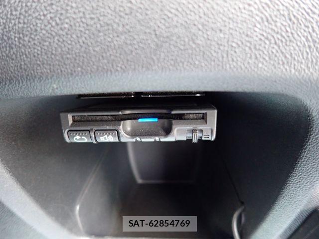 Peugeot 208 2014-07 7727111-20