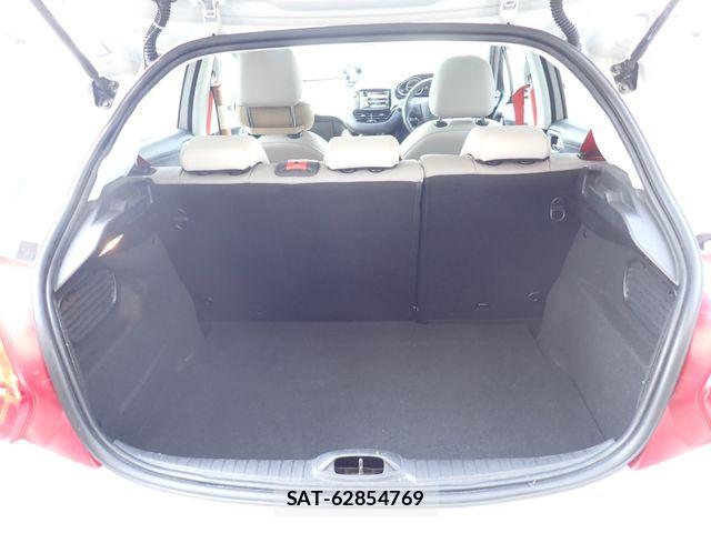 Peugeot 208 2014-07 7727111-23