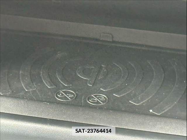 Peugeot 208 2020-10 7788156-10