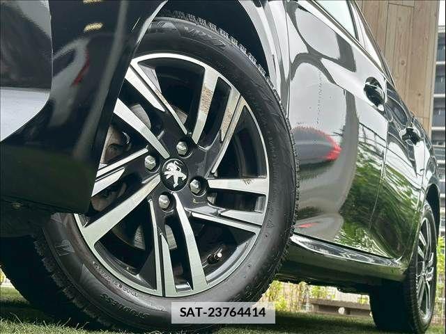 Peugeot 208 2020-10 7788156-18